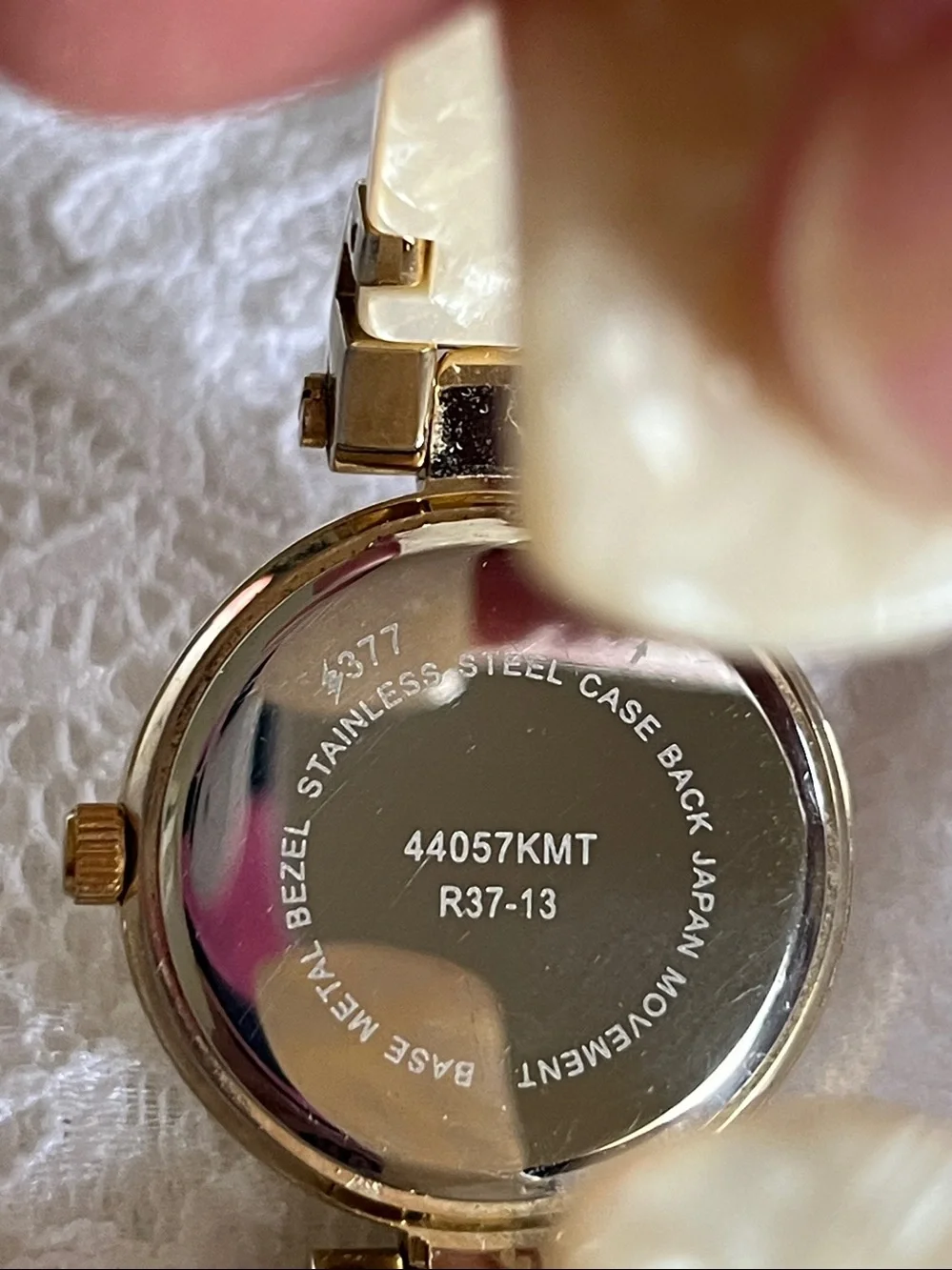 Jessica Simpson Cream and Gold Bangle Watch